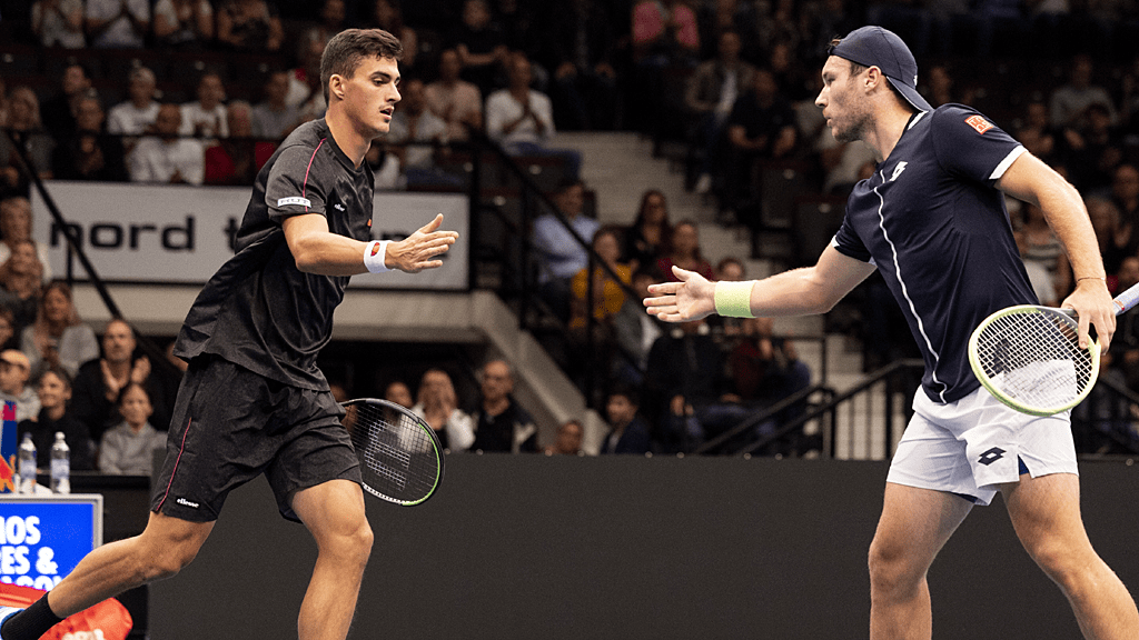 Tokyo Take-Off! Shapovalov Serves Past Johnson