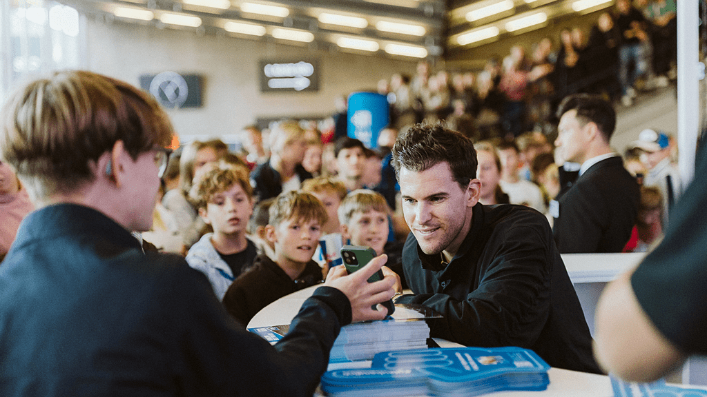 Thiem Autogrammstunde