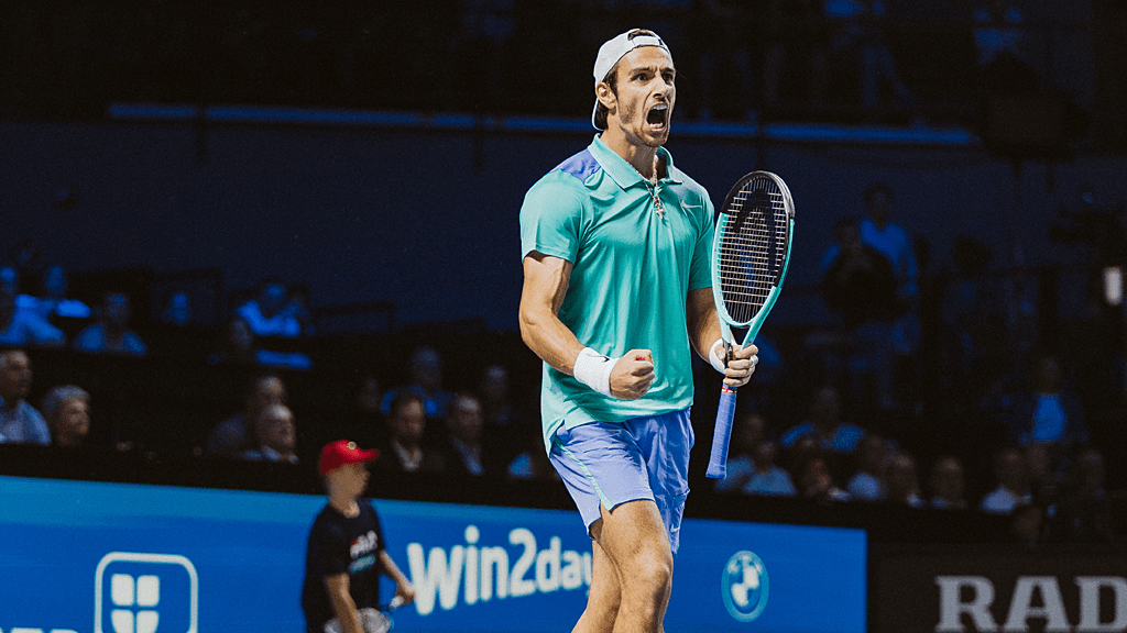 Tokyo Take-Off! Shapovalov Serves Past Johnson