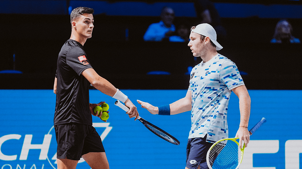 Tokyo Take-Off! Shapovalov Serves Past Johnson